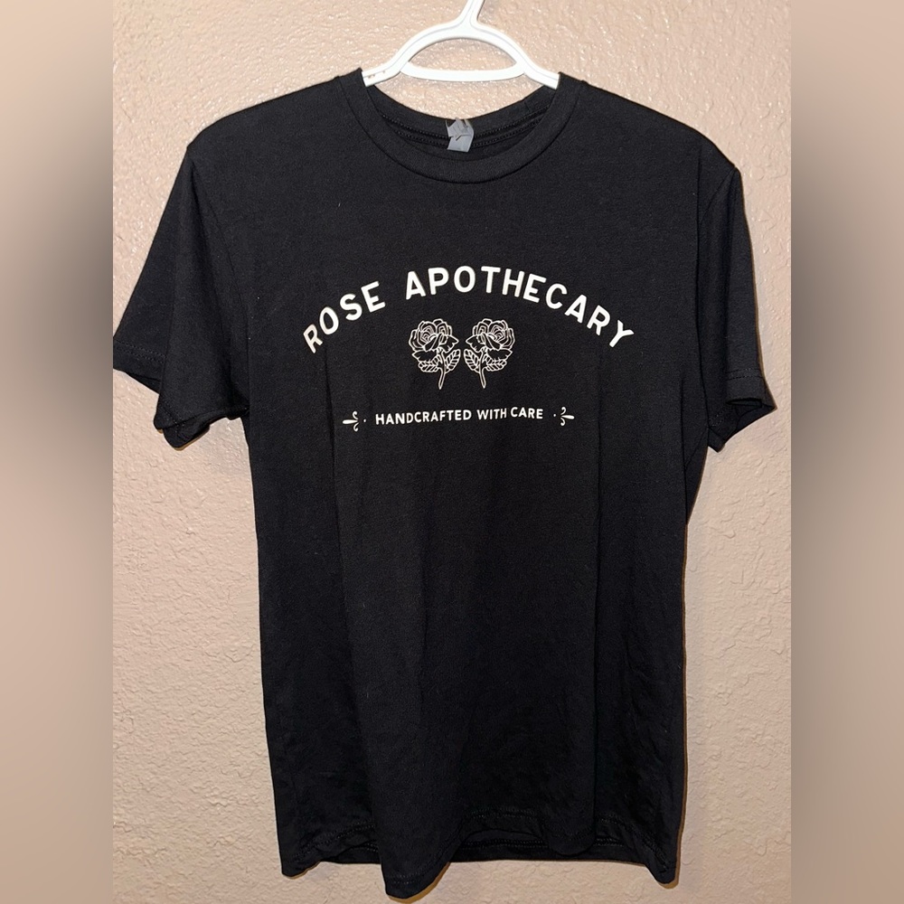 Rose Apothecary Black Tee